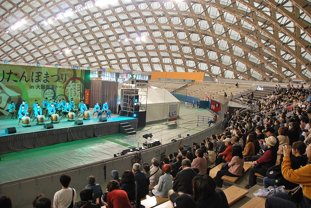 �P������